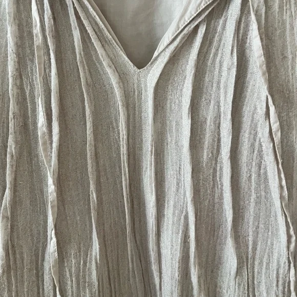 💥BOGO💥 Anthropologie Meadow Rue Beige Top. Size L - Picture 2 of 3